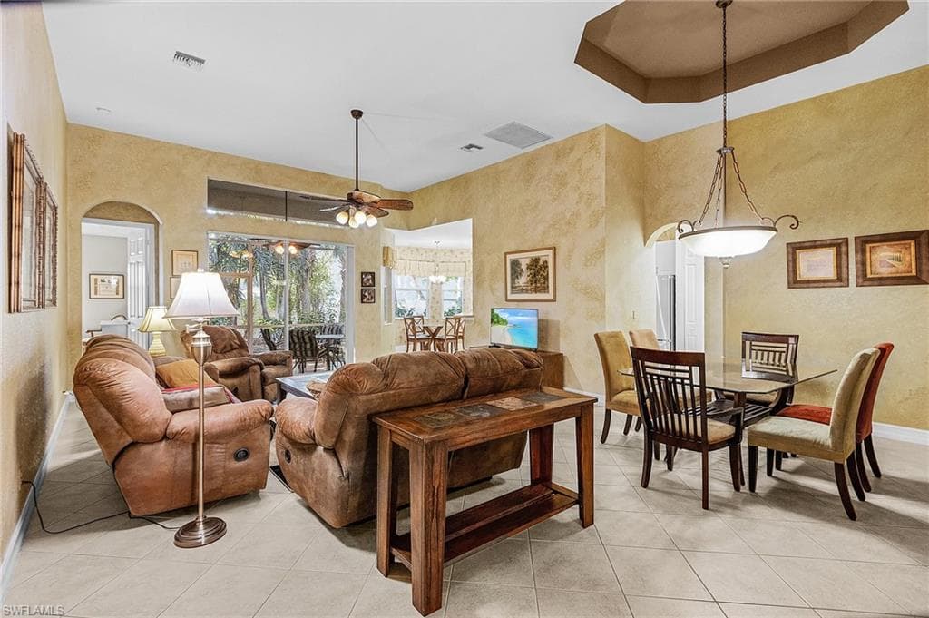 14489 Sterling Oaks Dr, Naples, FL 34110-15