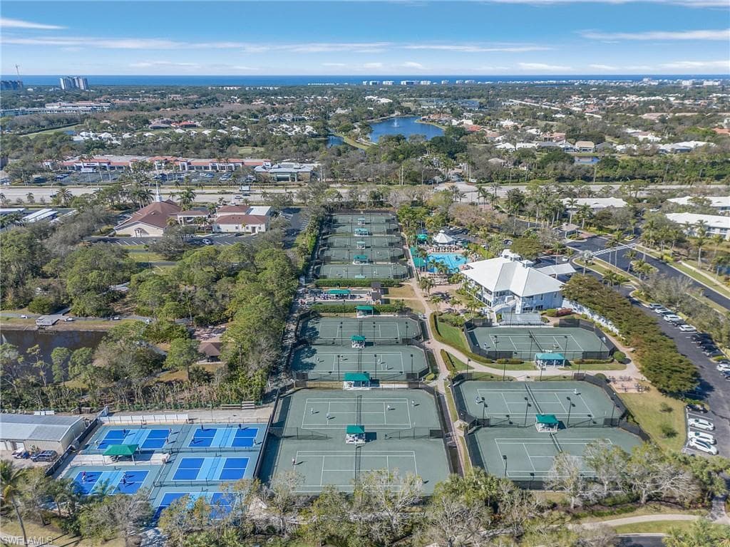 14489 Sterling Oaks Dr, Naples, FL 34110-28