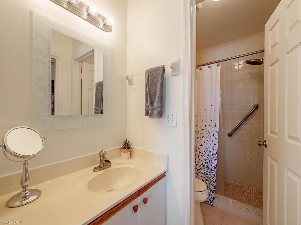 5940 Cranbrook Way A206, Naples, FL 34112-11
