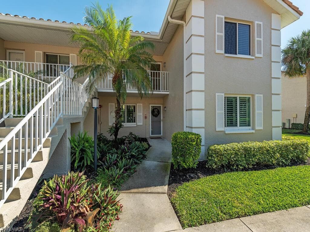5940 Cranbrook Way A206, Naples, FL 34112-3
