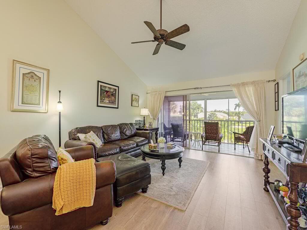 5940 Cranbrook Way A206, Naples, FL 34112-4