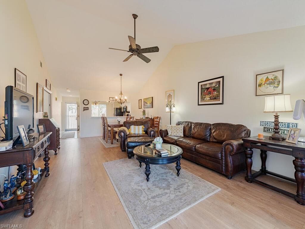 5940 Cranbrook Way A206, Naples, FL 34112-5