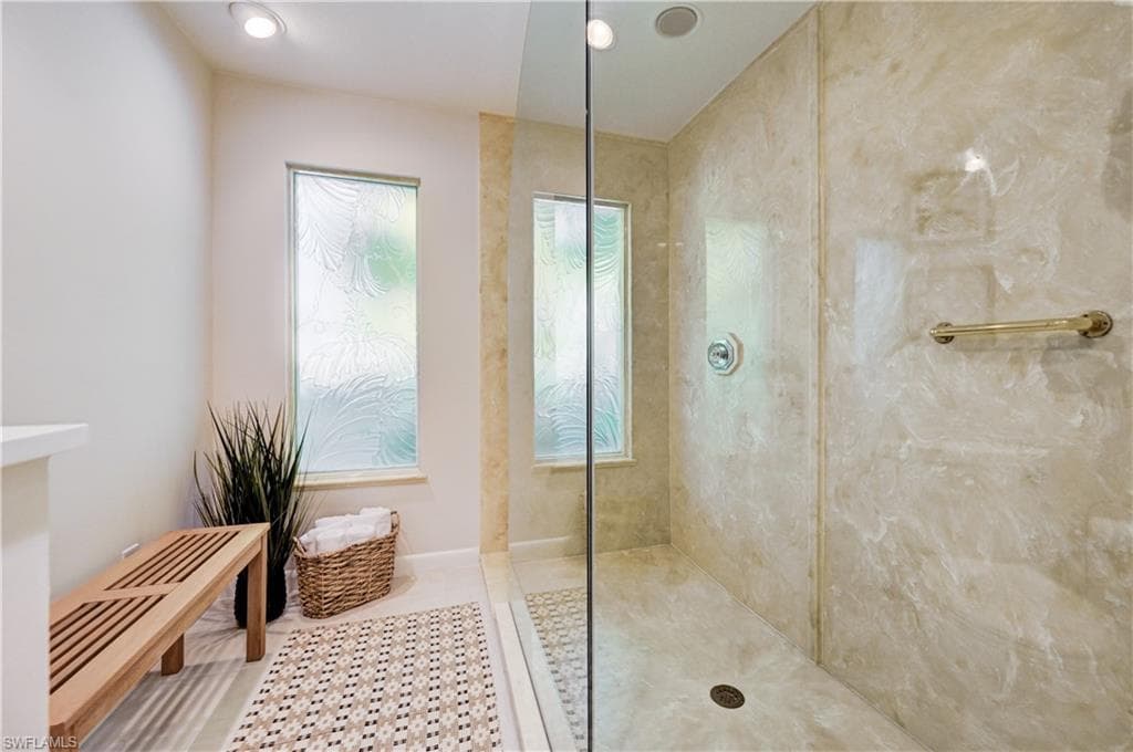 660 14th Ave S, Naples, FL 34102-27