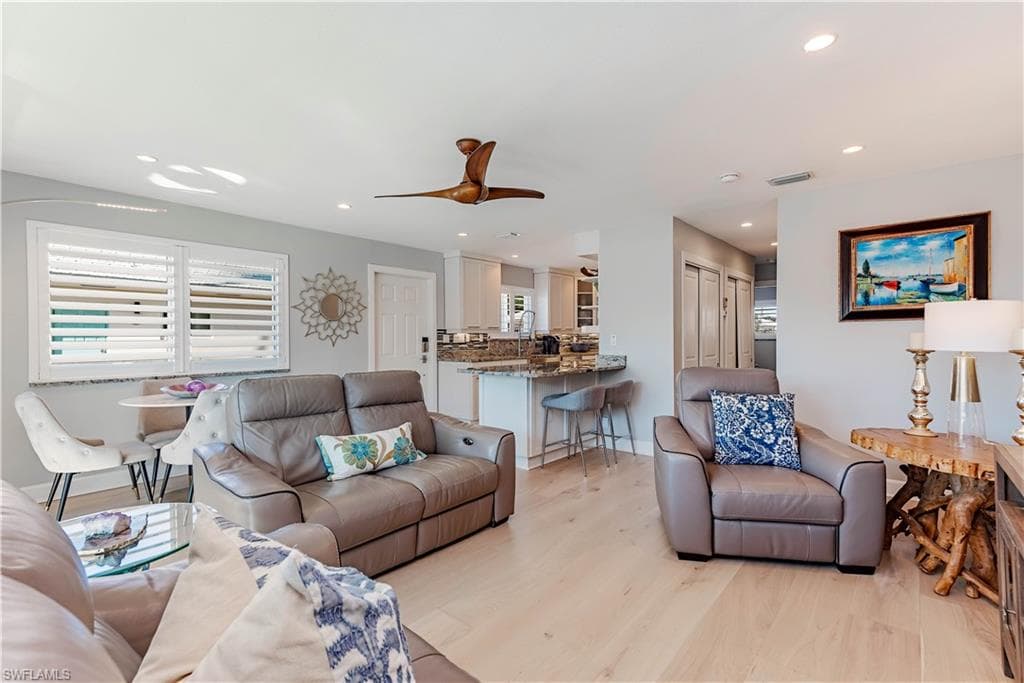 2500 Gulf Shore Blvd N S-4, Naples, FL 34103-3