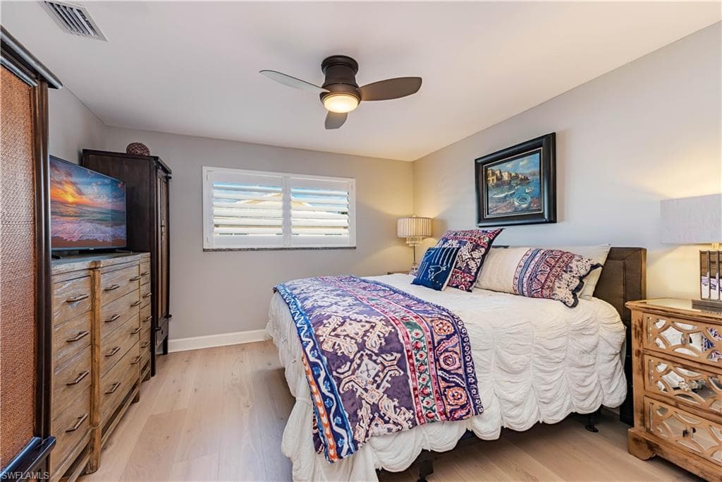 2500 Gulf Shore Blvd N S-4, Naples, FL 34103-7