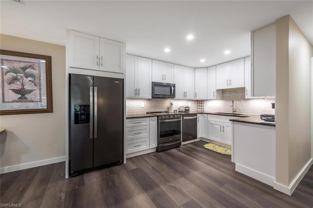 186 Harrison Rd H2, Naples, FL 34112-10