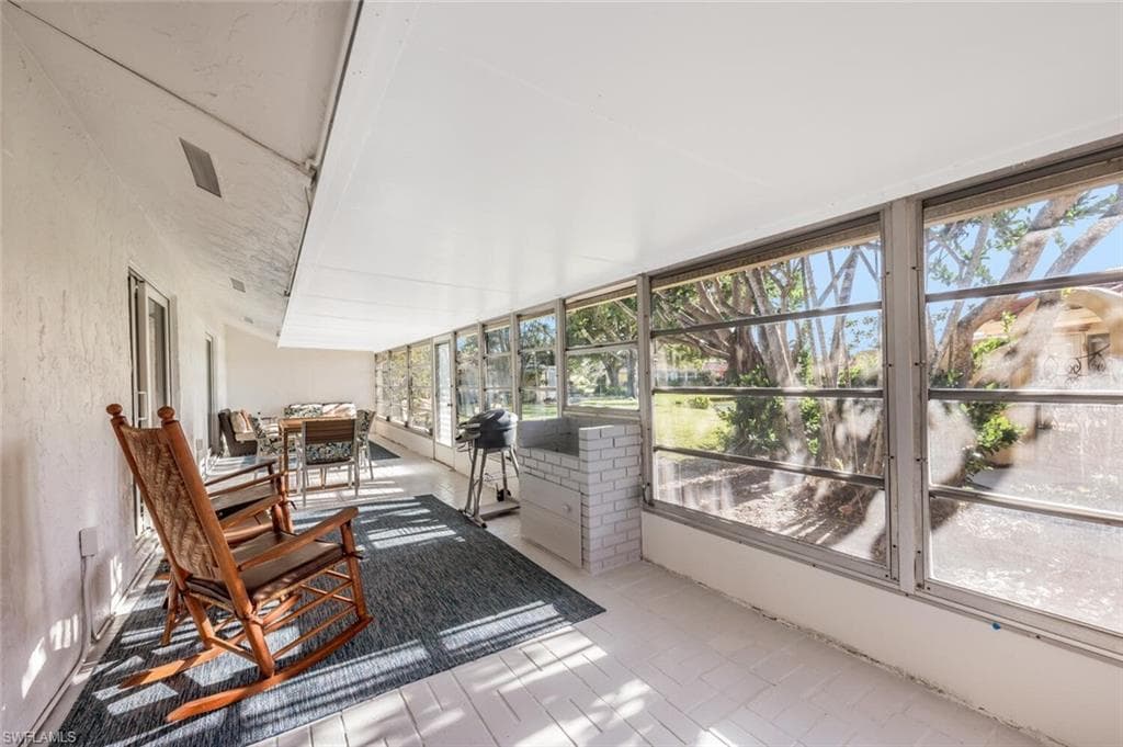 186 Harrison Rd H2, Naples, FL 34112-21