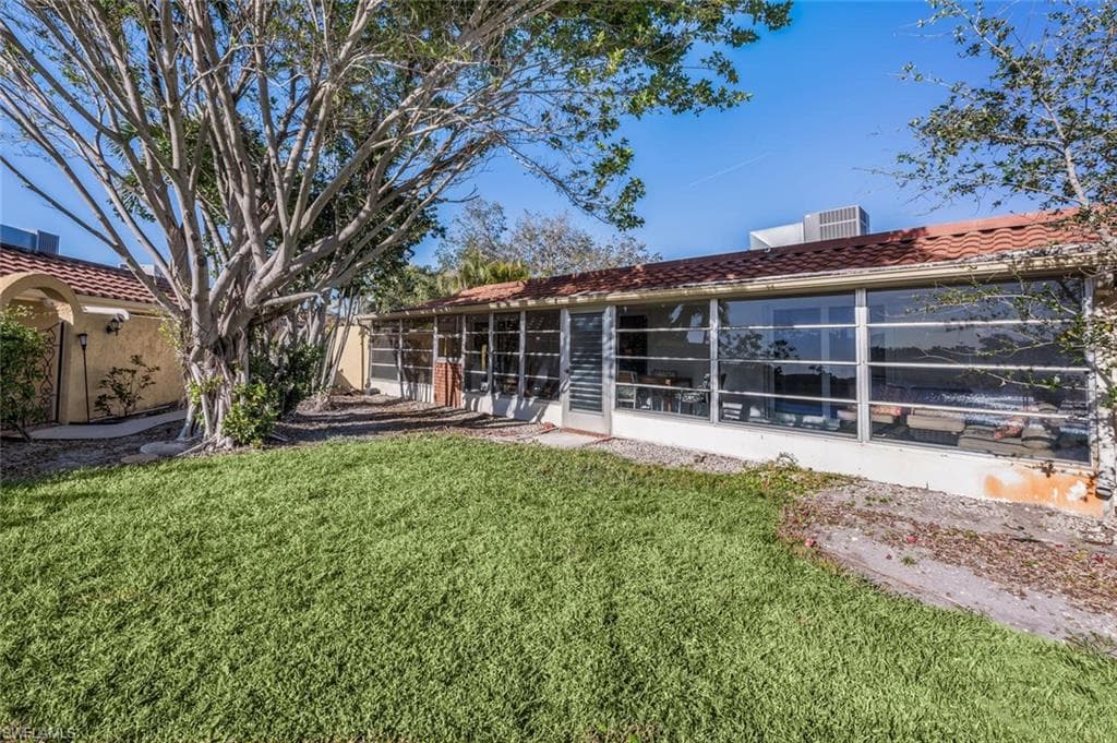 186 Harrison Rd H2, Naples, FL 34112-28