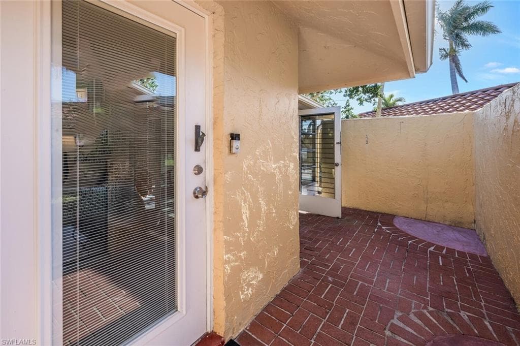 186 Harrison Rd H2, Naples, FL 34112-30
