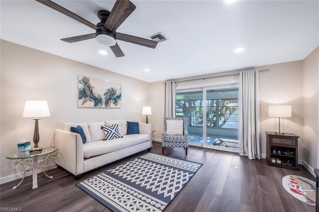 186 Harrison Rd H2, Naples, FL 34112-4