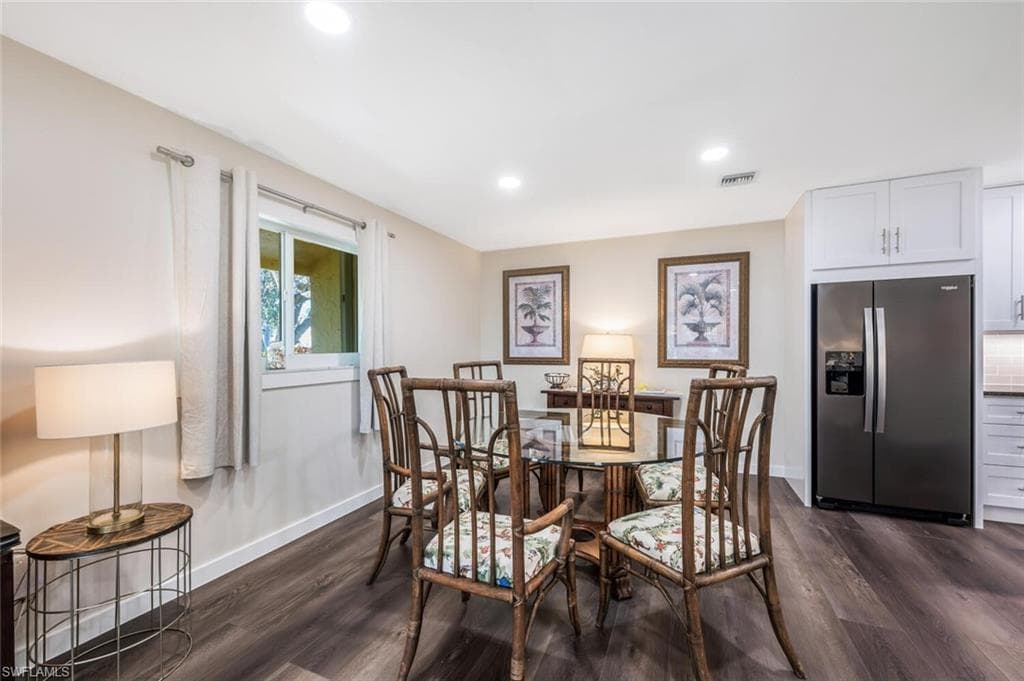 186 Harrison Rd H2, Naples, FL 34112-8