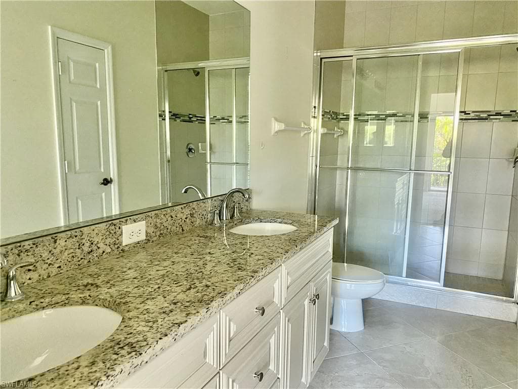 1051 Winding Pines Cir 206, Cape Coral, FL 33909-14