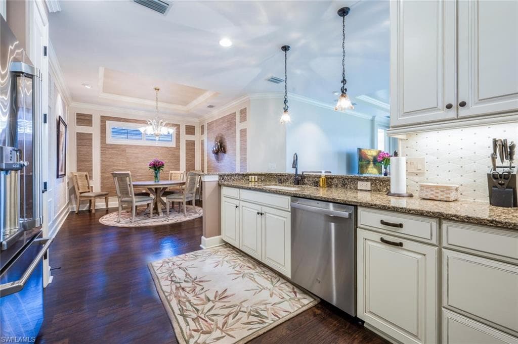 8446 Volaro Way, Naples, FL 34114-15