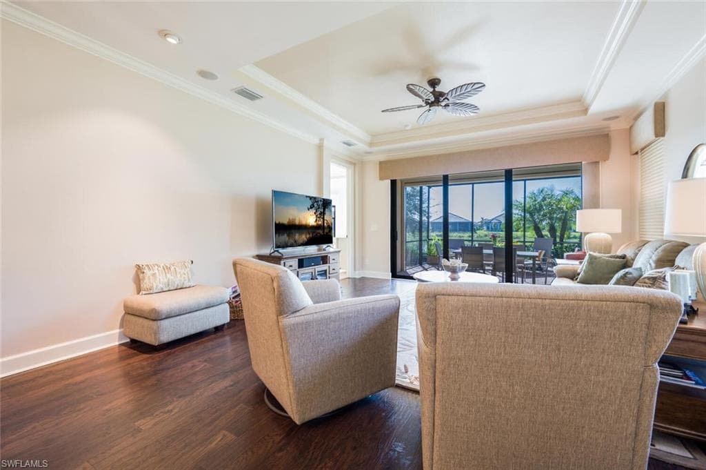 8446 Volaro Way, Naples, FL 34114-7