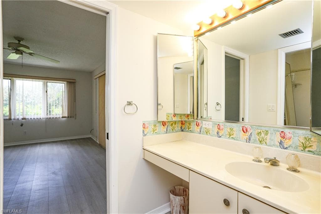 1509 Oyster Catcher Pt 1509, Naples, FL 34105-21