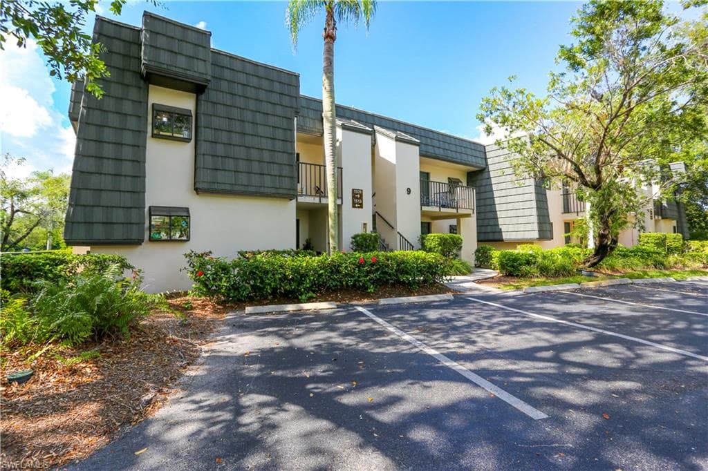 1509 Oyster Catcher Pt 1509, Naples, FL 34105-2