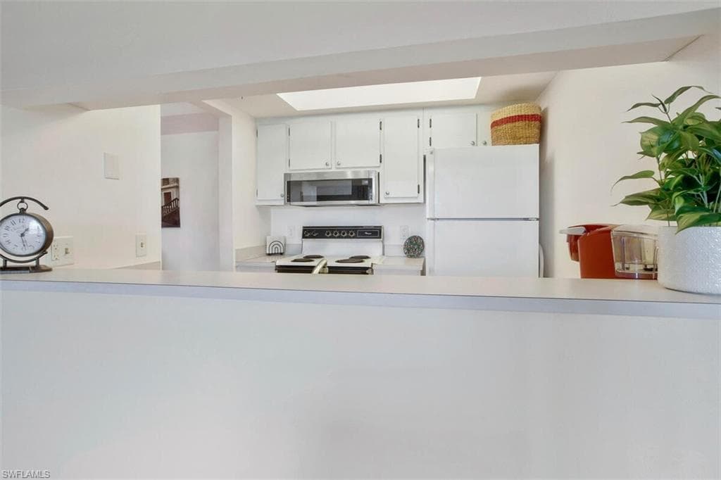 4357 27th Ct SW 204, Naples, FL 34116-11