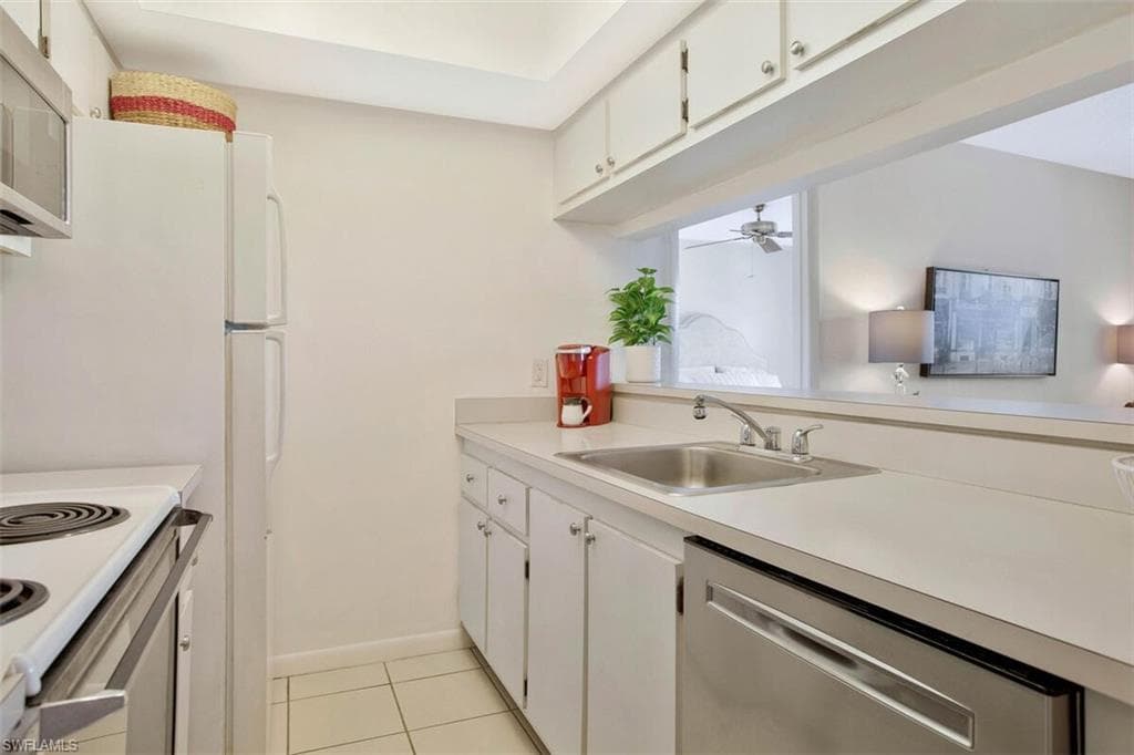 4357 27th Ct SW 204, Naples, FL 34116-22