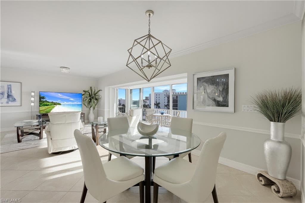 3401 Gulf Shore Blvd N 605, Naples, FL 34103-13