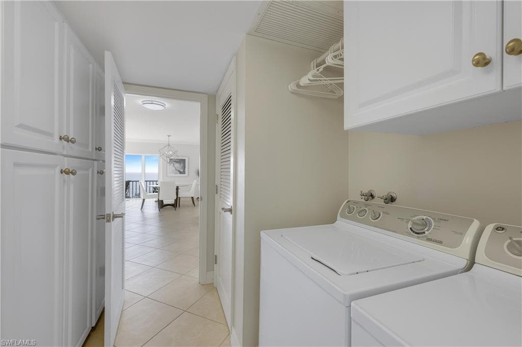 3401 Gulf Shore Blvd N 605, Naples, FL 34103-27