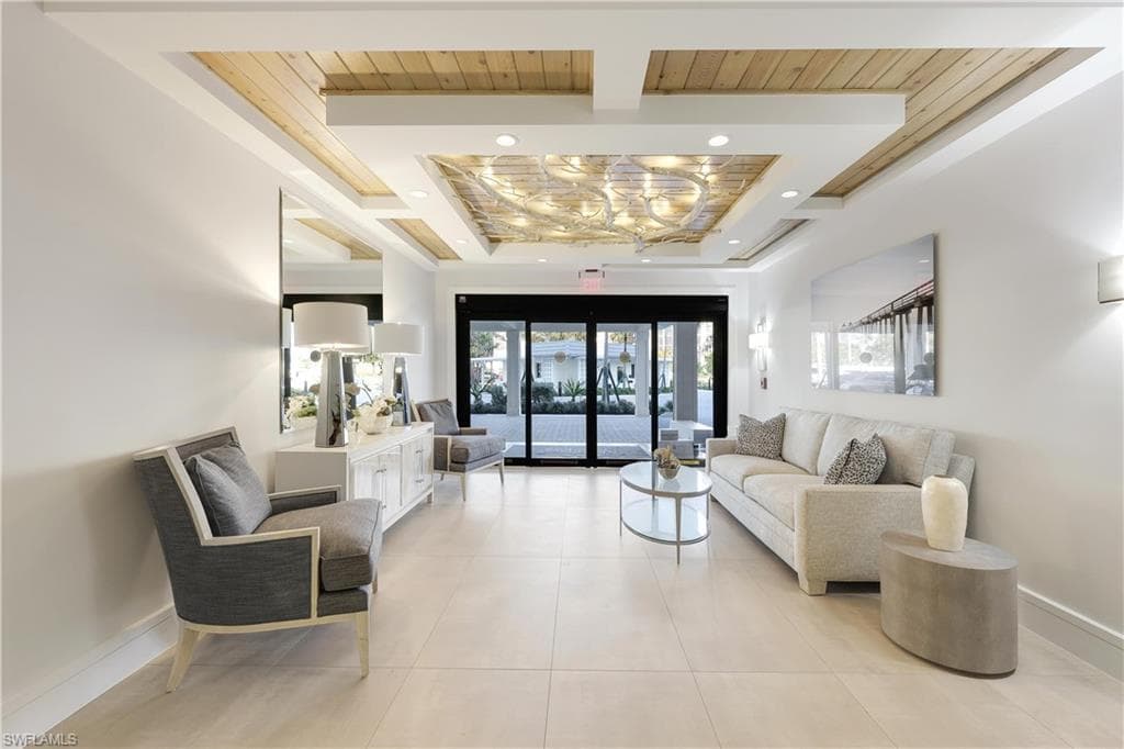 3401 Gulf Shore Blvd N 605, Naples, FL 34103-31