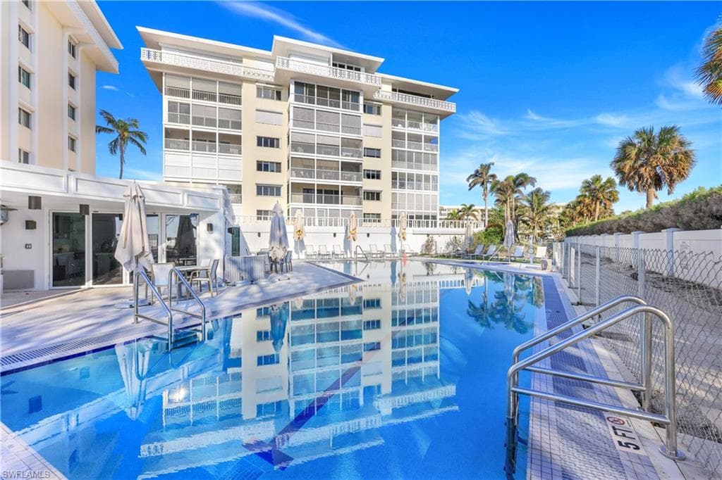 3401 Gulf Shore Blvd N 605, Naples, FL 34103-32