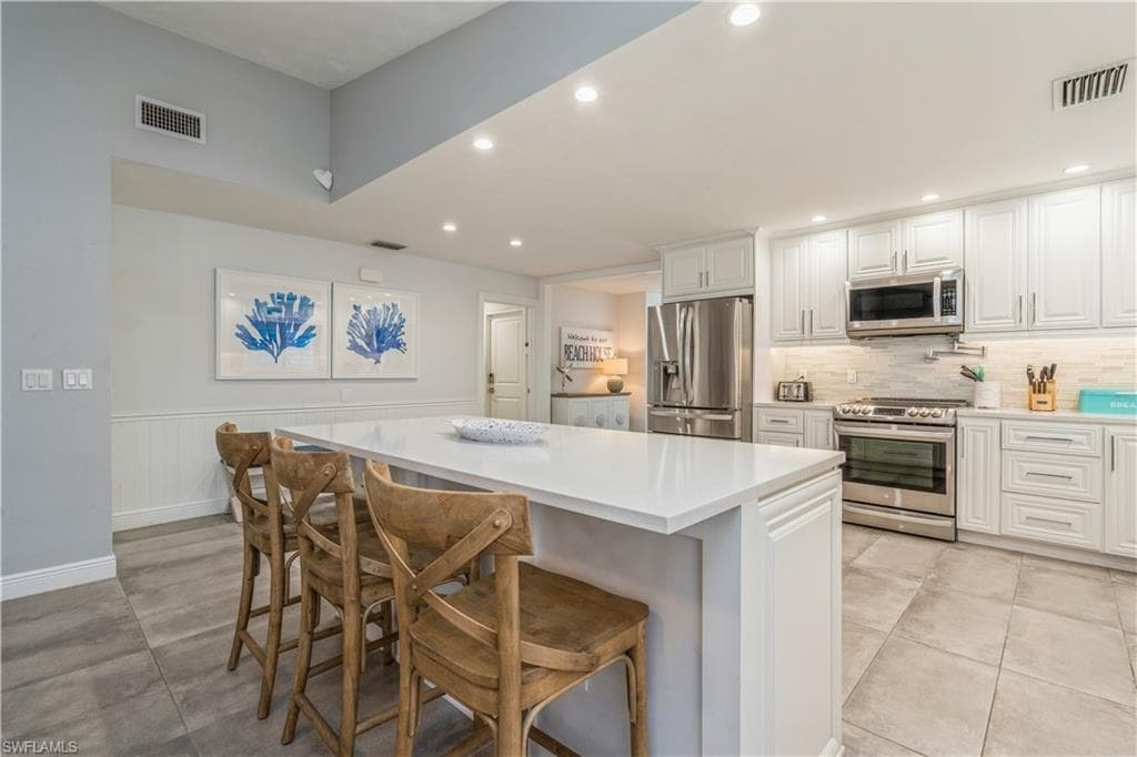 523 107th Ave N, Naples, FL 34108-14