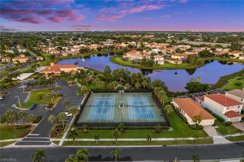 9009 Paseo De Valencia St, Fort Myers, FL 33908-51