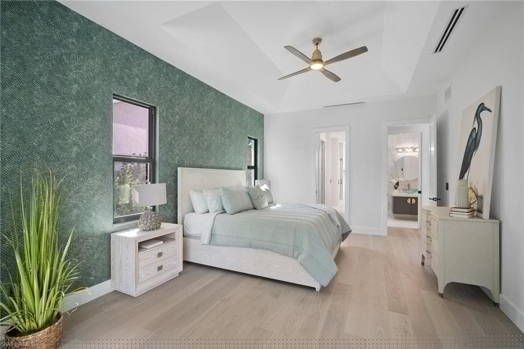1677 Northgate Dr, Naples, FL 34105-11