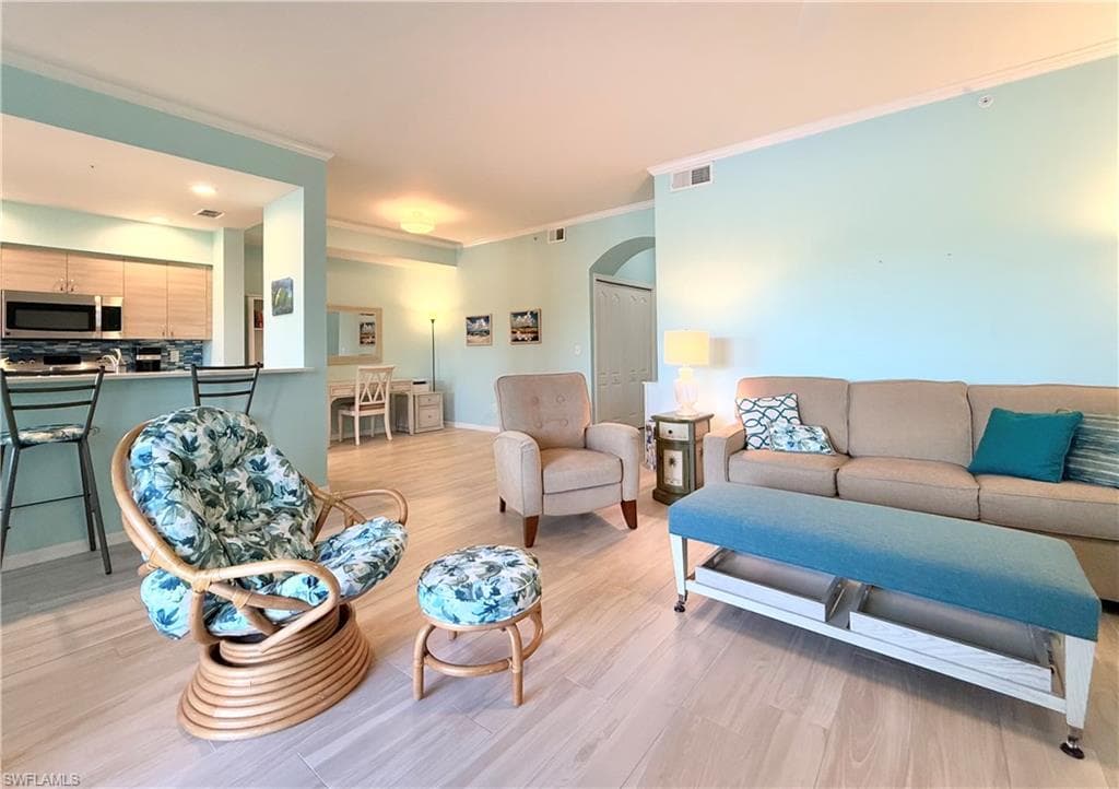 8505 Naples Heritage Dr 113, Naples, FL 34112-11