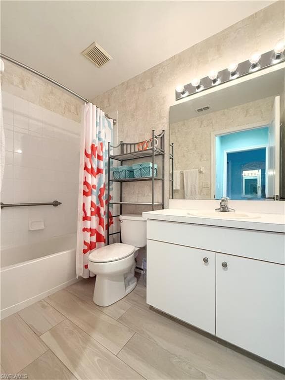8505 Naples Heritage Dr 113, Naples, FL 34112-21