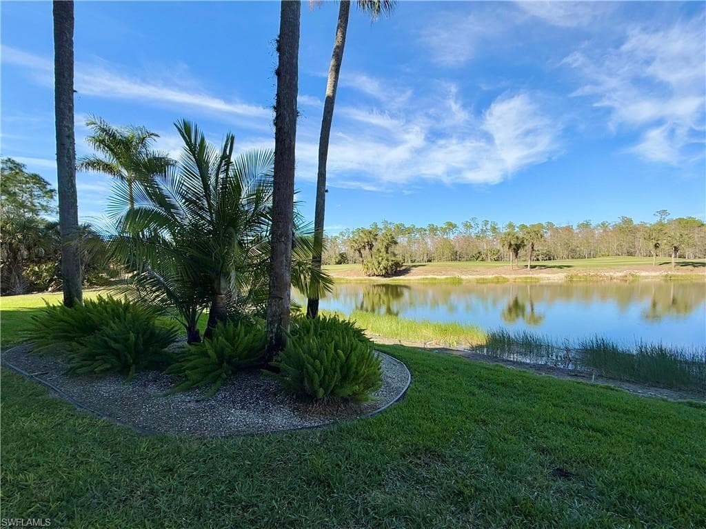 8505 Naples Heritage Dr 113, Naples, FL 34112-24