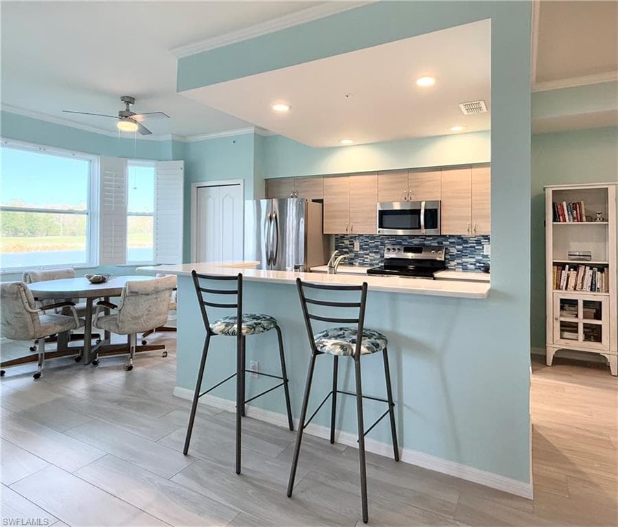 8505 Naples Heritage Dr 113, Naples, FL 34112-2