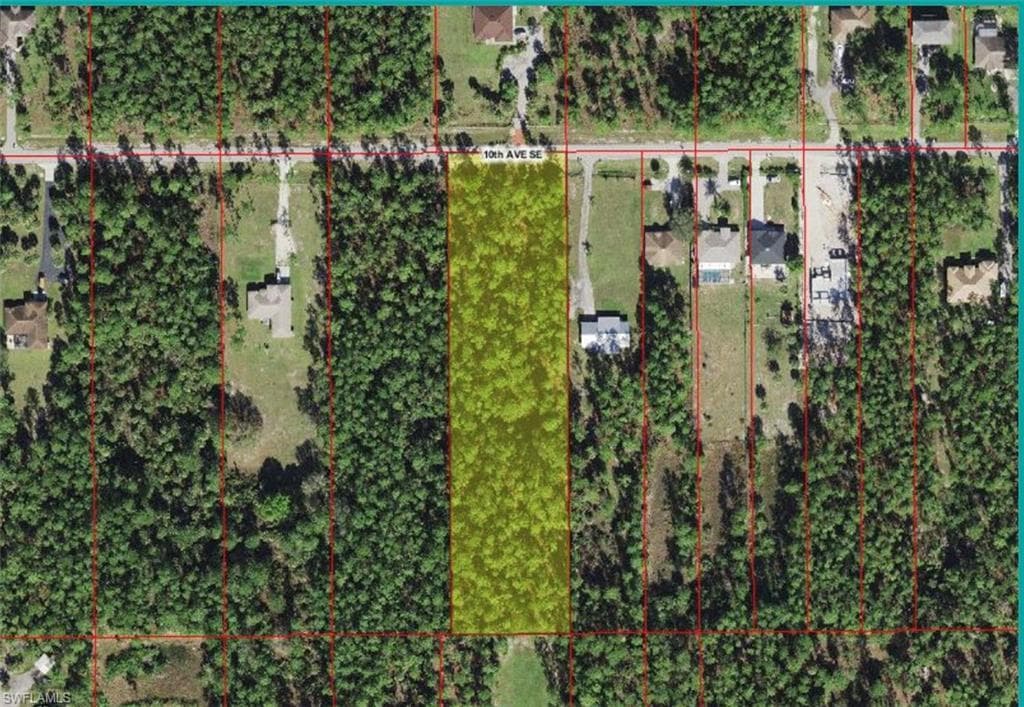 10th Ave, Naples, FL 34117-2