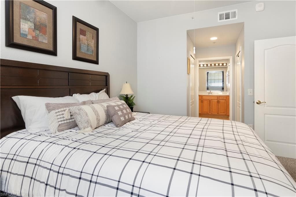 6824 Sterling Greens Pl 3203, Naples, FL 34104-12