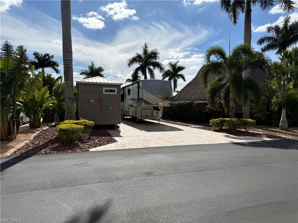 10210 Meadow Beauty Trl, Fort Myers, FL 33905-14