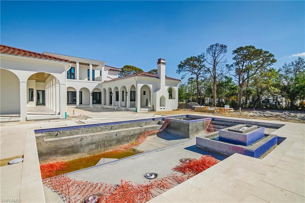 50 Mahogany Dr, Naples, FL 34108-4