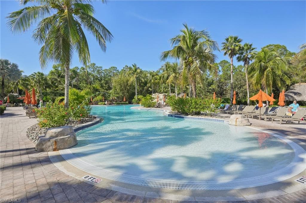 9071 Albion Ln N 5704, Naples, FL 34113-29