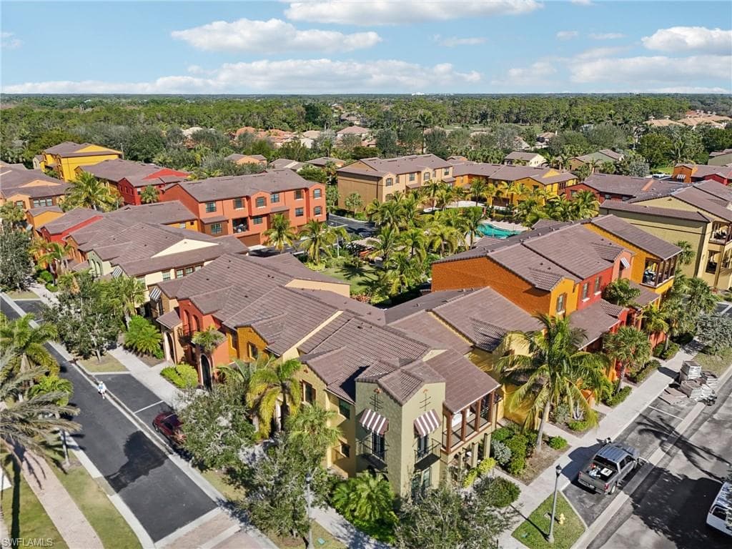 9071 Albion Ln N 5704, Naples, FL 34113-32