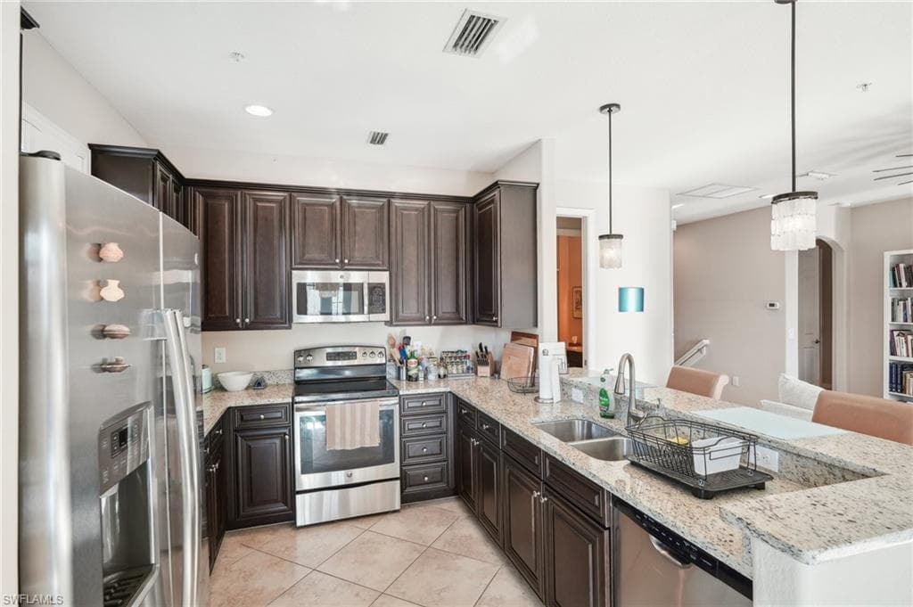9071 Albion Ln N 5704, Naples, FL 34113-6