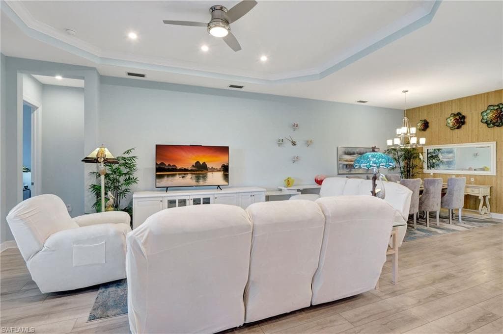 8266 Promoso Ct, Naples, FL 34114-10