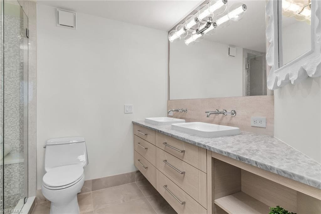 320 Seaview Ct 2001, Marco Island, FL 34145-23