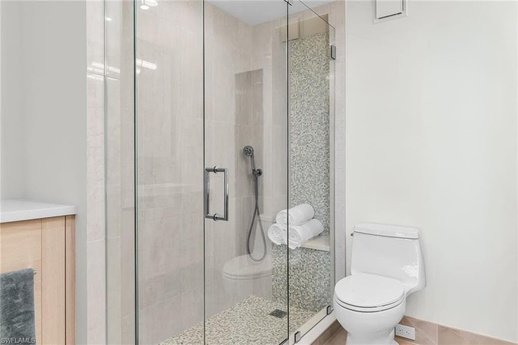 320 Seaview Ct 2001, Marco Island, FL 34145-24