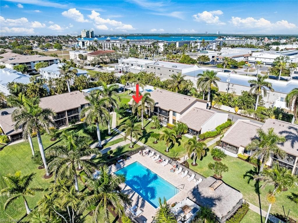 801 Elkcam Cir C4, Marco Island, FL 34145-25