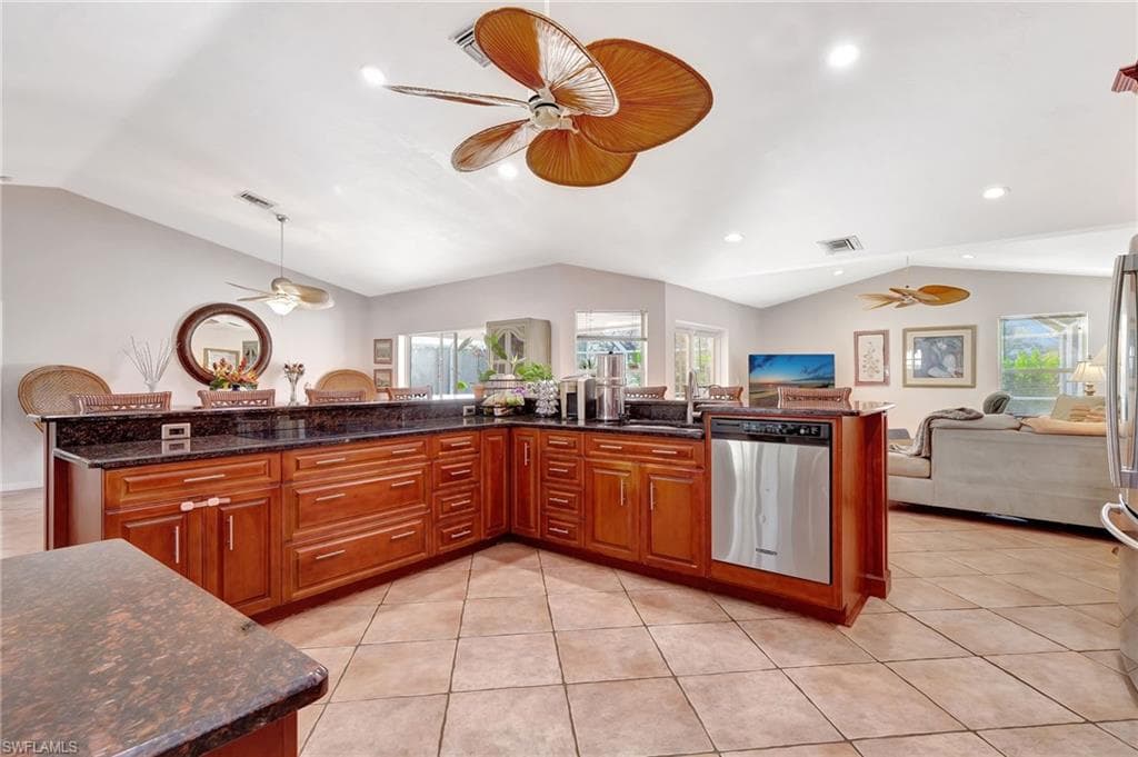 9991 Boca Cir, Naples, FL 34109-9