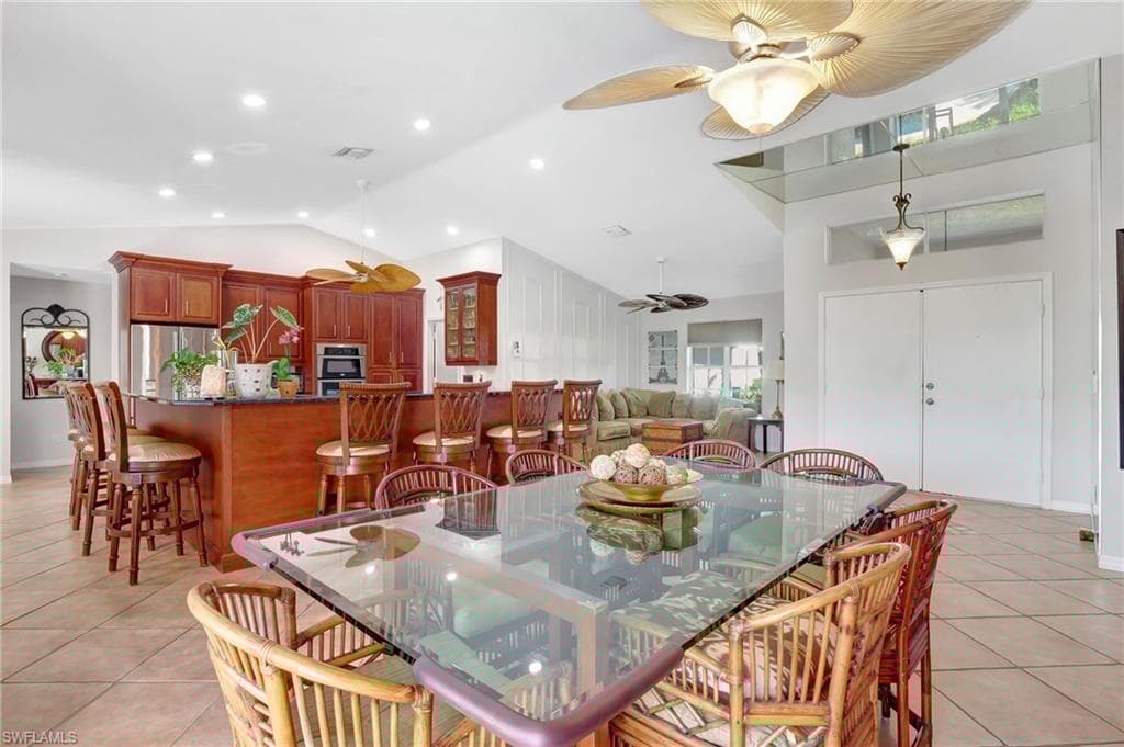 9991 Boca Cir, Naples, FL 34109-12