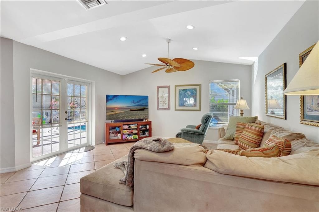 9991 Boca Cir, Naples, FL 34109-14