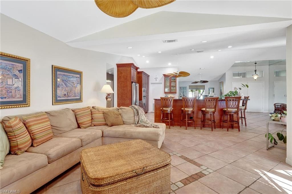 9991 Boca Cir, Naples, FL 34109-16