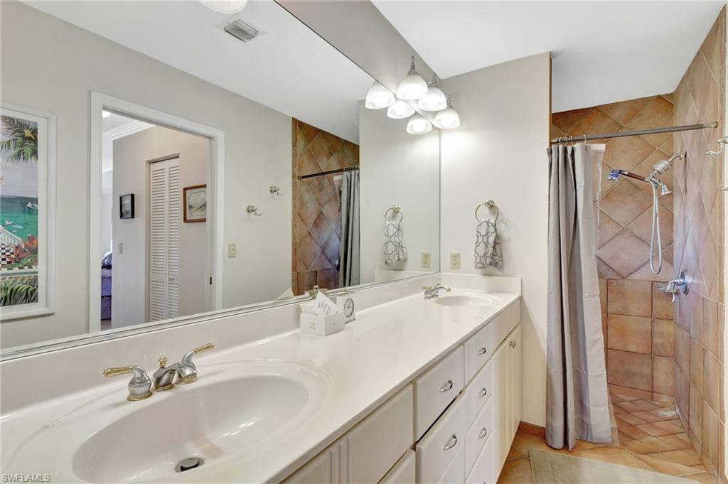 9991 Boca Cir, Naples, FL 34109-19