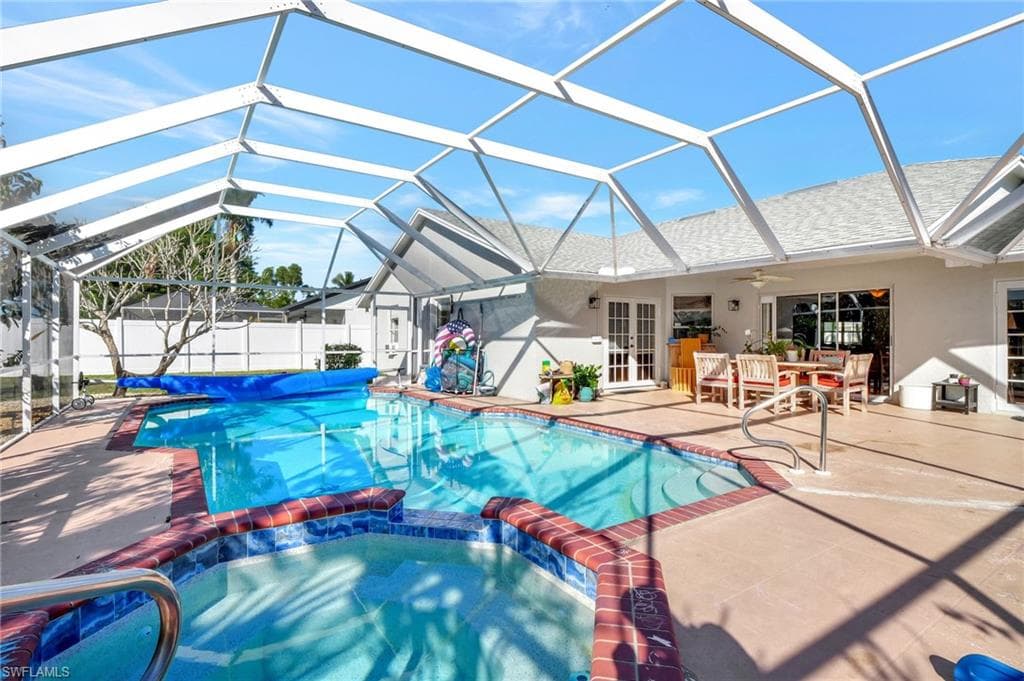 9991 Boca Cir, Naples, FL 34109-24